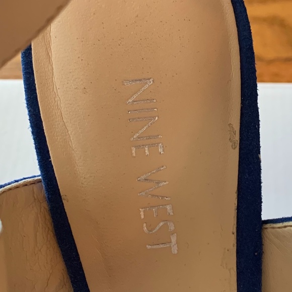 Blue Heels - Picture 2 of 2